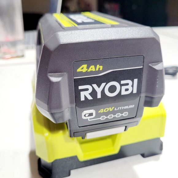 Ryobi 40-Volt 4 Ah High Capacity Lithium-Ion Battery & Charger EUC - Picture 6 of 16